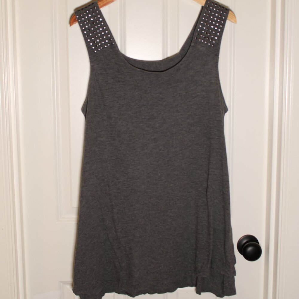 Grey maternity tank top Liz Lange Target XL